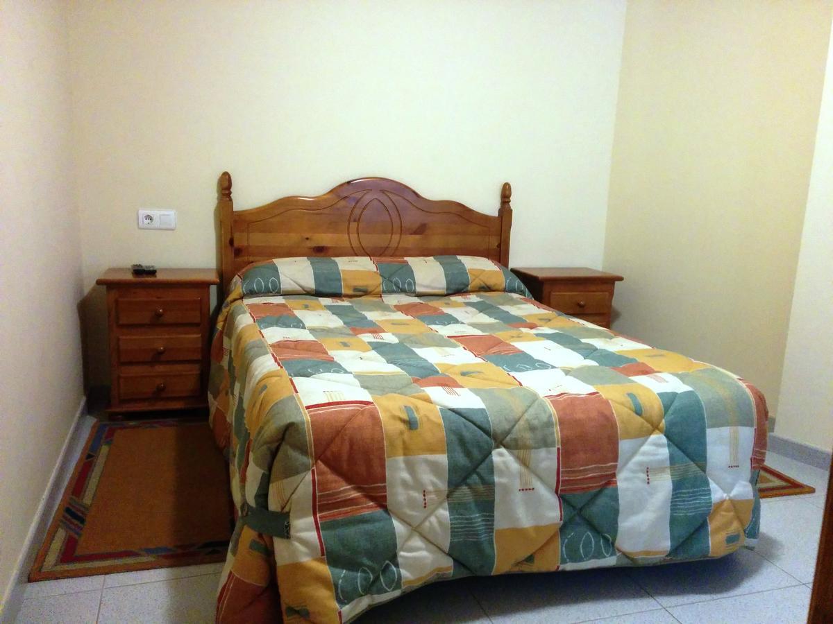 Hostal Carmen Ξενοδοχείο El Puente  Εξωτερικό φωτογραφία